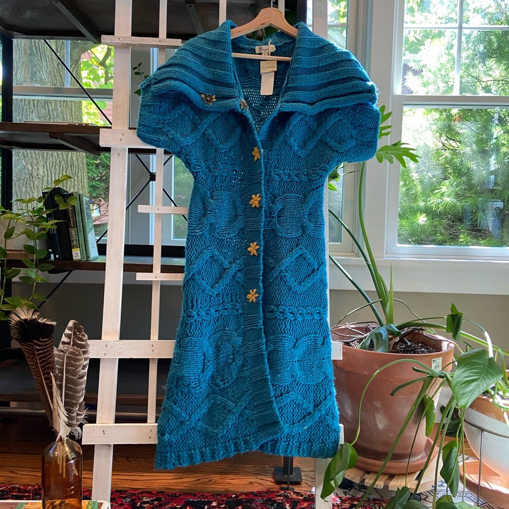 Aryeh sweater